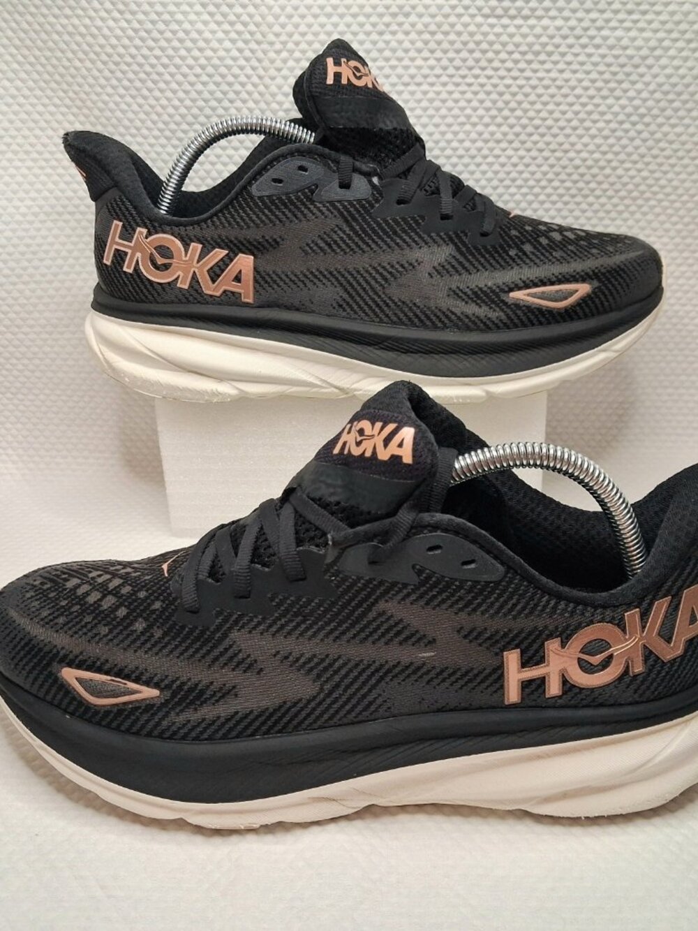HOKA Clifton 9 Black Rose Gold Women's Running Shoes Size 10B 1127896 BRGL